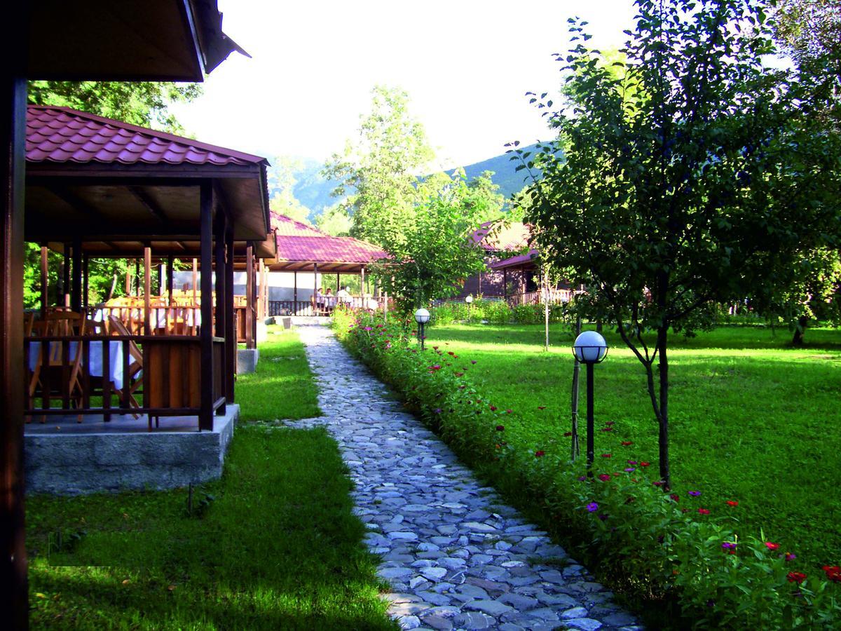 Kish Adasi Şǝki Zewnętrze zdjęcie
