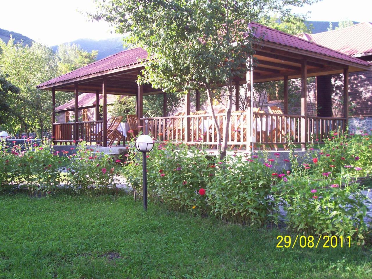 Kish Adasi Şǝki Zewnętrze zdjęcie